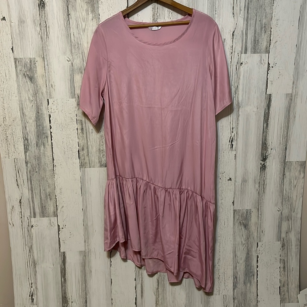 HH78 Light pink short sleeve dress asymmetrical bottom smooth simple medium M